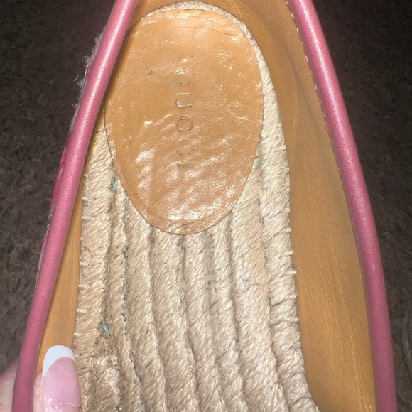 Beautiful Gucci Espadrilles with Blooms print - Picture 6 of 9